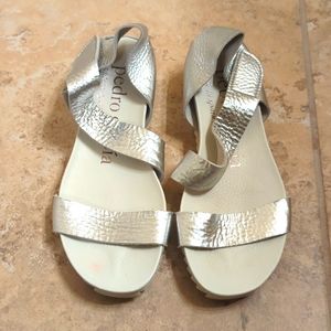 Gorgeous silver Pedro Garcia sandals size 39